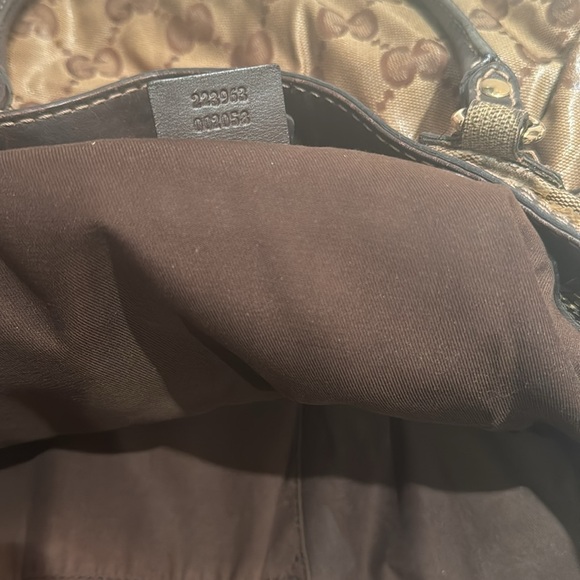 Authentic Gucci Tote Bag. - Picture 15 of 15